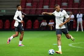 法国舞蹈联 法国舞蹈联